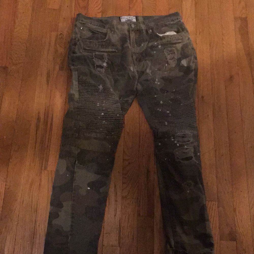 Graffiti styled Army Camouflage Pants